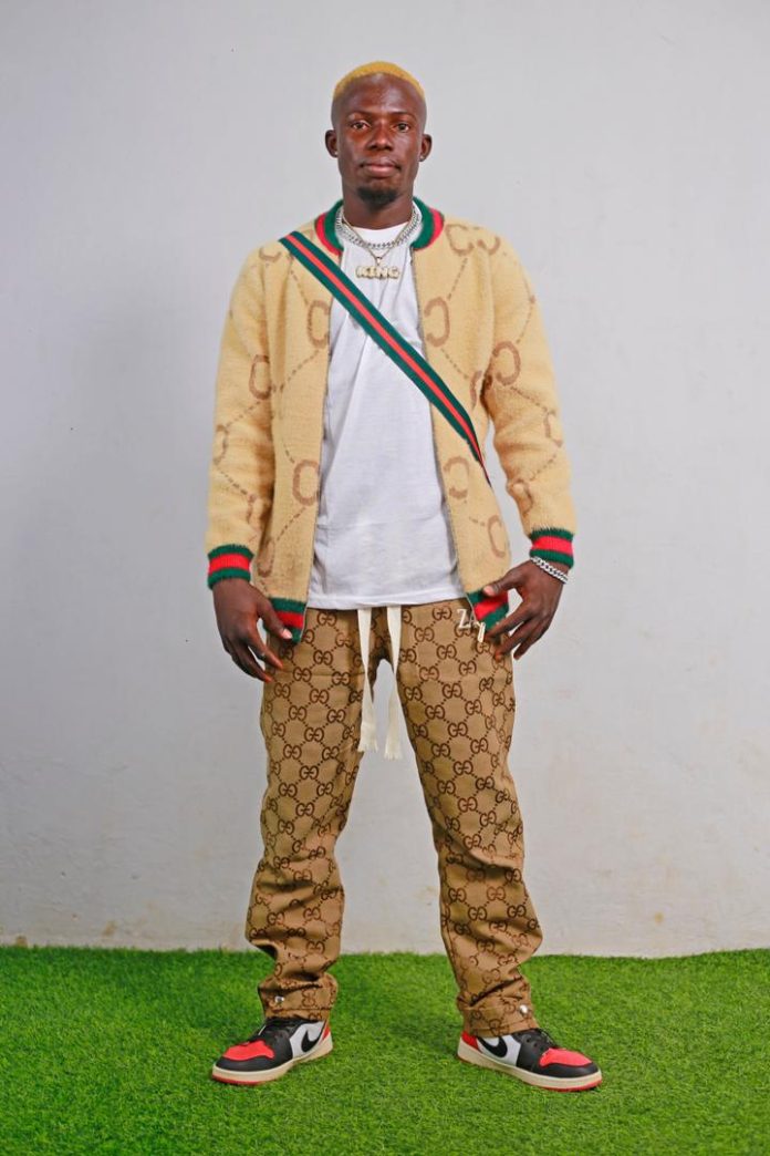 B74BB6F0-2021-46E9-85B0-8C2372CCEB1F