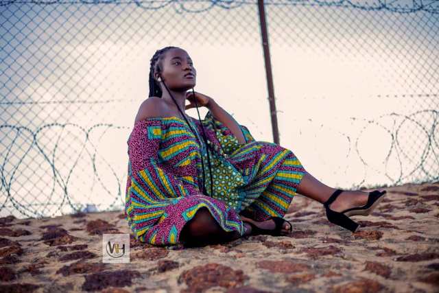 Model @ Tuurunsung_Shay Location: Wa Airport