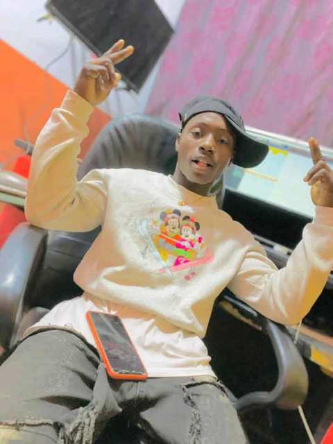 Skino Gh – Confidence