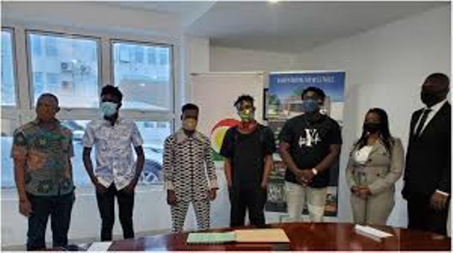 TV3 Mentor Reloaded Winners receive prizes