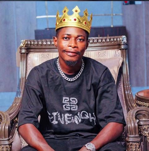 Glee Jeezy Storms Burkina Faso after winning Notable West Africa Artist of the Year award in Nigeria